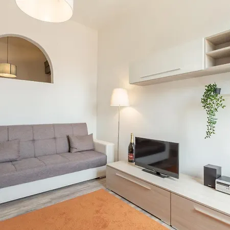 Verdi 185 By Pleiades Home Livorno Exterior photo
