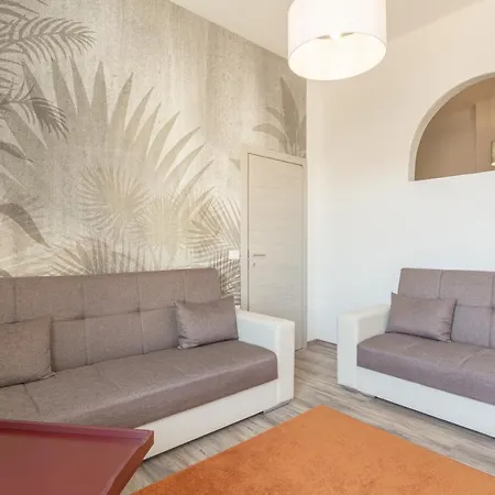 Verdi 185 By Pleiades Home Livorno Exterior photo