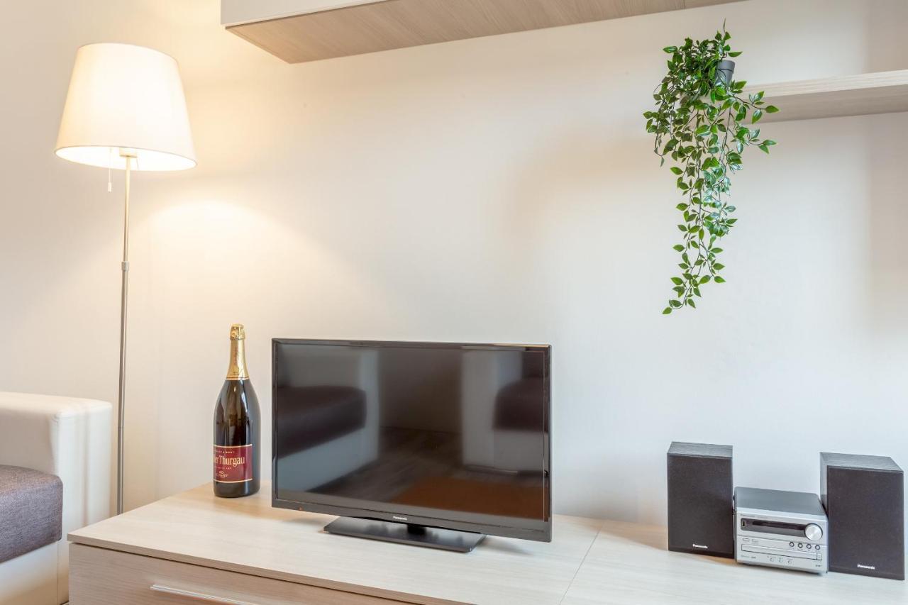 Verdi 185 By Pleiades Apartment